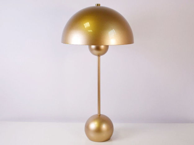 Stolna zlatna lampa 02