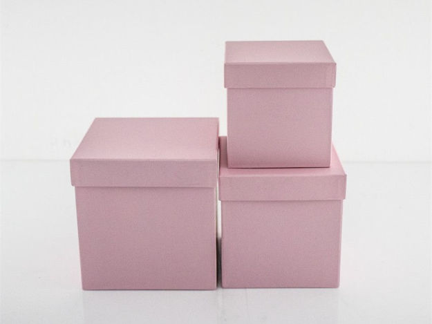 Slika Poklon kutija kockasta x3 kom roza 16x16 14x14 12x12cm