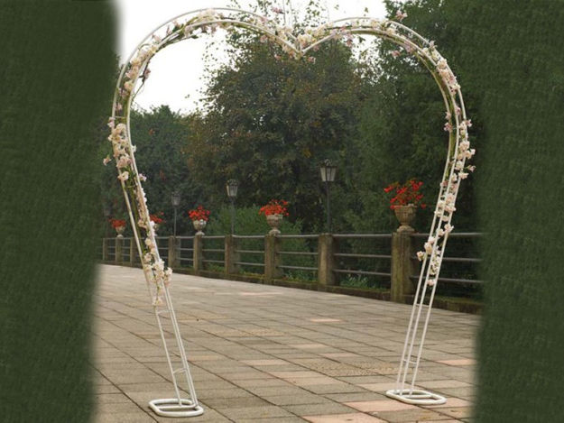 Slika Metalna konstrukcija luk srce 210 H250 cm bijela