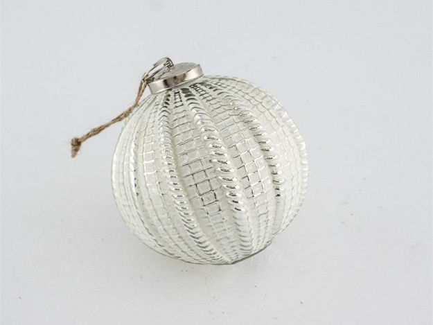 Slika Staklena kuglica uzorak tkanja 10cm srebrna/bijela