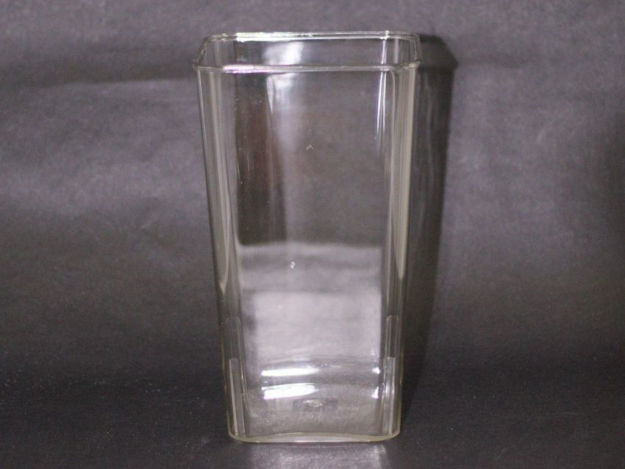 Slika Vaza plastična četvrtasta d14xh24,5cm. Transparentna